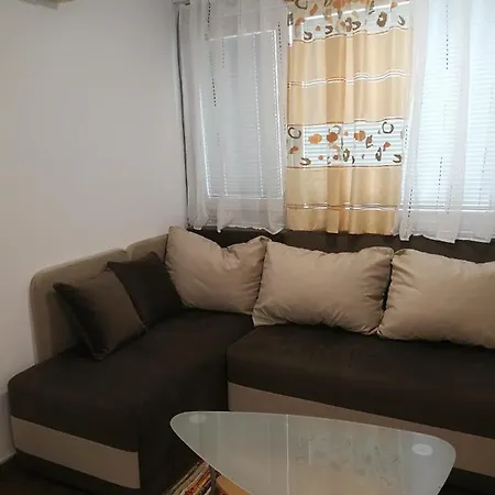 Rayskata Yabalka * Varna